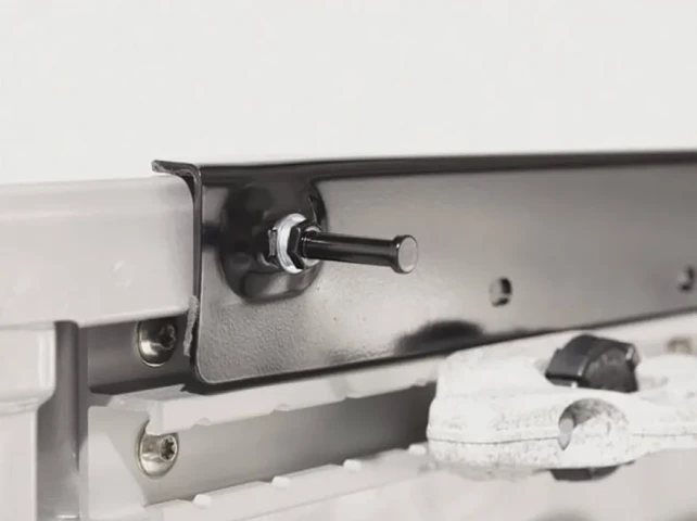 Koupit Kryt pro Toyota Hilux DC 15+ hliníkový stříbrný od Road Ranger