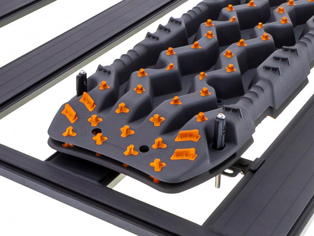 Koupit Držák vyprošťovacích plechů ARB BASE Rack