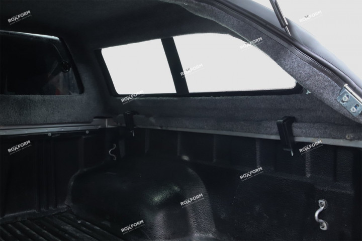 Koupit Hardtop on Isuzu D-MAX 2011-2021 Fixed Window Canopy