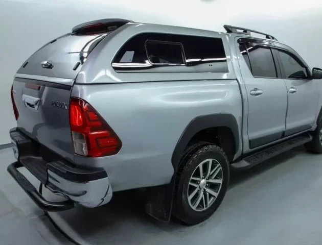 Koupit Hardtop on Toyota Hilux Sliding Glass Cab 2015+